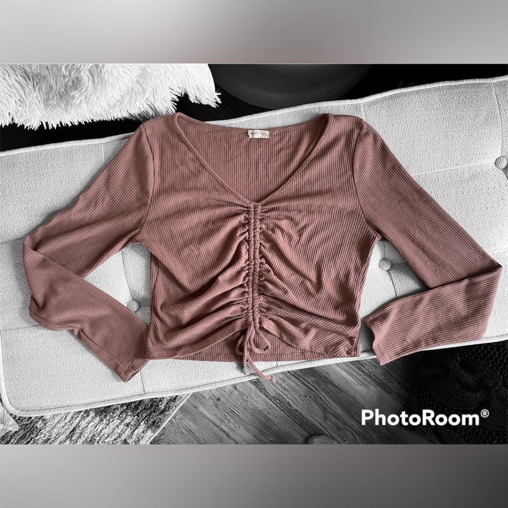 Scrunch front long sleeve blouse